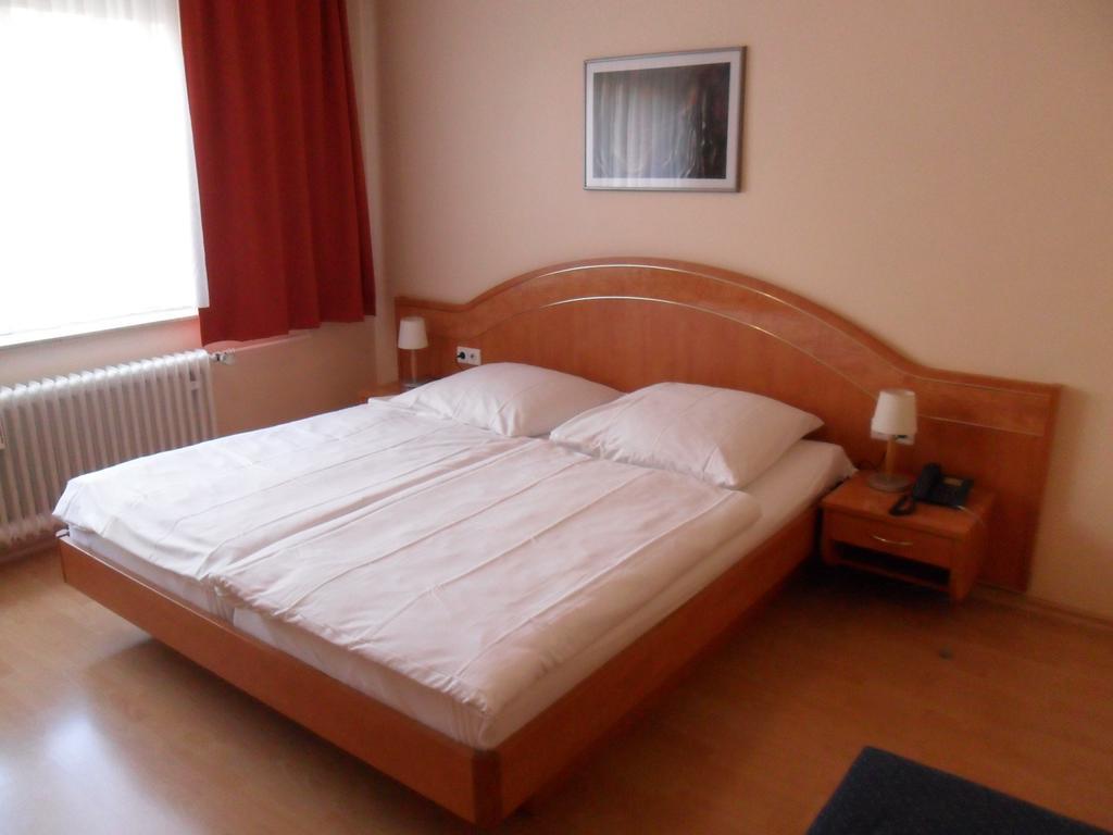 Hotel Europa Pforzheim Værelse billede